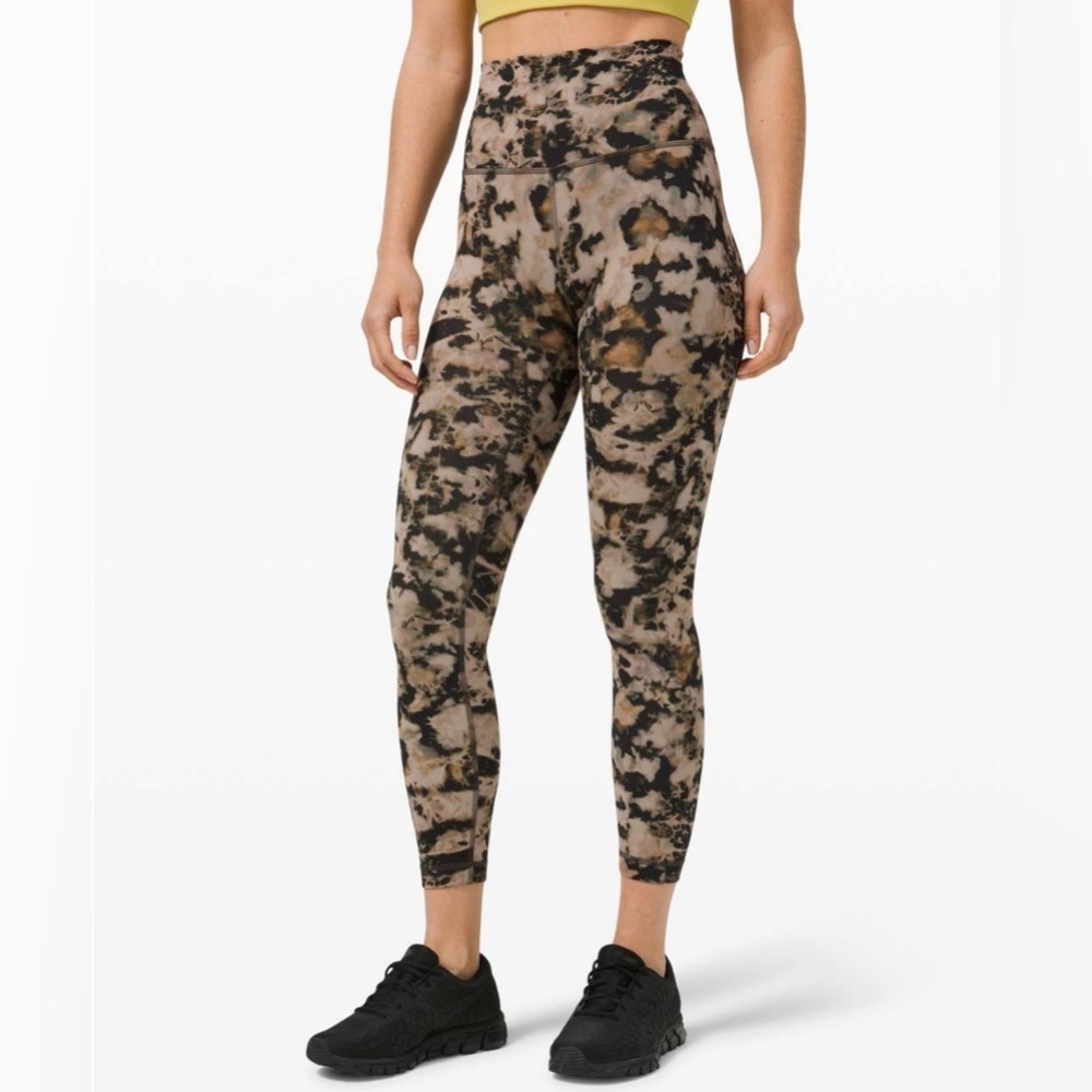 Lululemon - Invigorate High-Rise Tight 25"